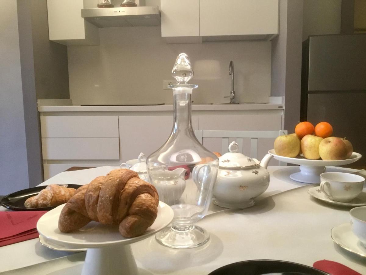 Torre Guinigi Luxury Loft Nel Centro Storico Di Luccaアパートメント エクステリア 写真
